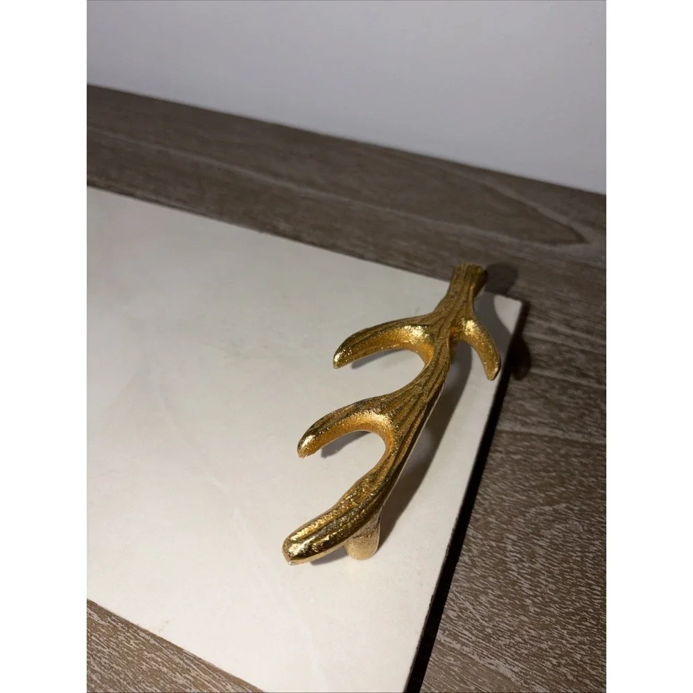 Indian White Marble Serving Tray with Gold Finish Metal Handle DECORATIVE 14x7‎